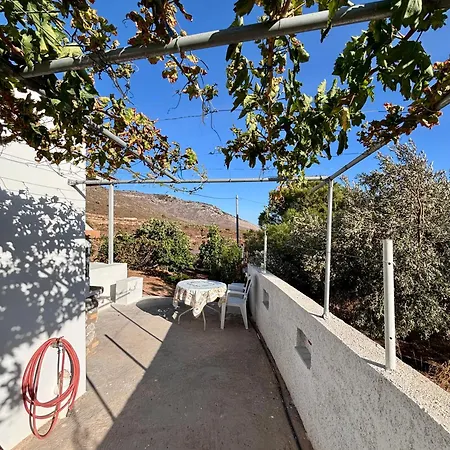 Σπίτι διακοπών Kalotina Homes Vathis